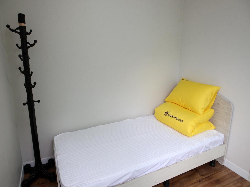 24 Guesthouse Namsan Garden Сеул Номер фото